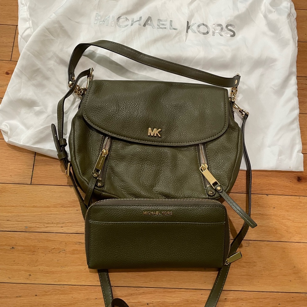 Michael Kors Dark Green Leather Backpack and Wallet